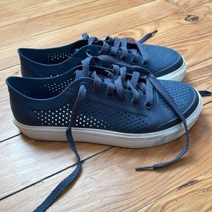 Crocs Womens Citilane Roka Court Navy Blue Rubber Lace Up Shoes Size 7